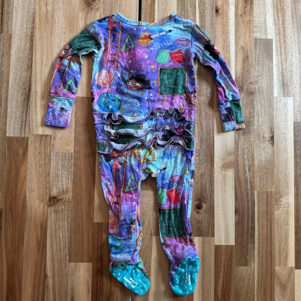 Posh Peanut Katherine STEM Science Bamboo Ruffle Zip Footie‎ Pajamas 3-6 Months